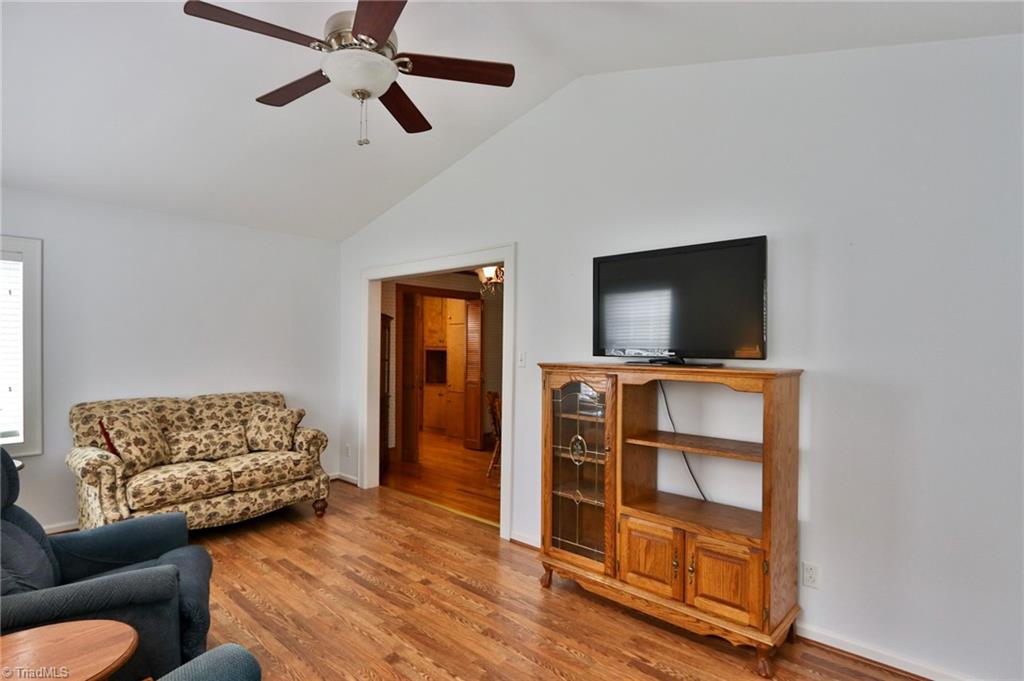 142 Hudson Street Elkin, NC 28621 - Photo 12 of 47 Gallery Image 12