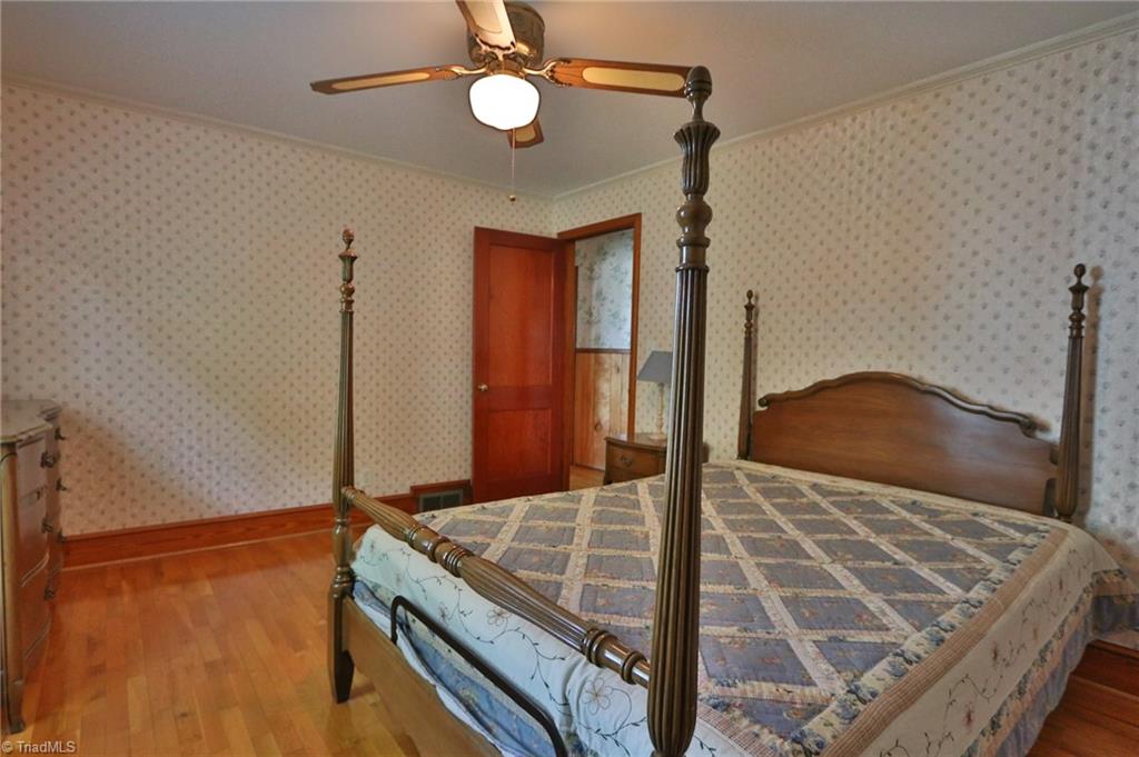 142 Hudson Street Elkin, NC 28621 - Photo 23 of 47 Gallery Image 23
