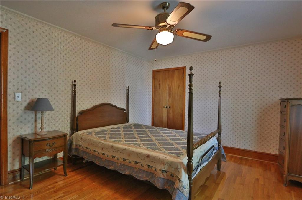 142 Hudson Street Elkin, NC 28621 - Photo 24 of 47 Gallery Image 24