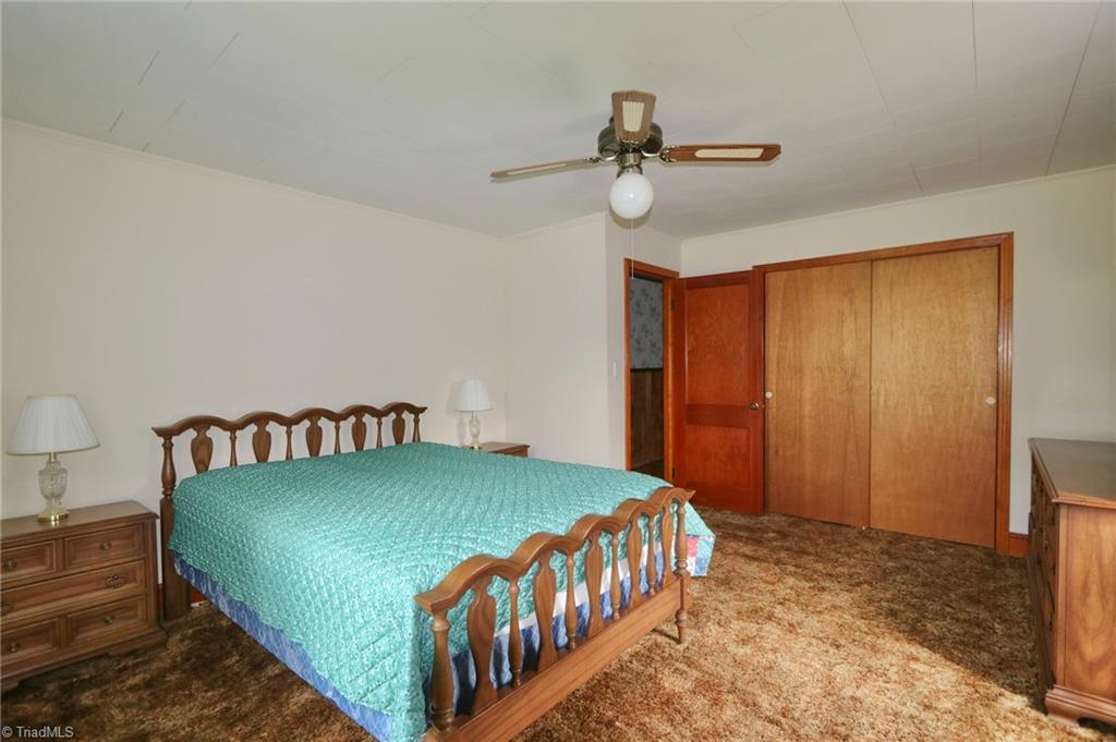 142 Hudson Street Elkin, NC 28621 - Photo 32 of 47 Gallery Image 32
