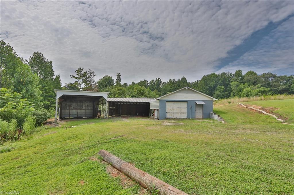 142 Hudson Street Elkin, NC 28621 - Photo 43 of 47 Gallery Image 43