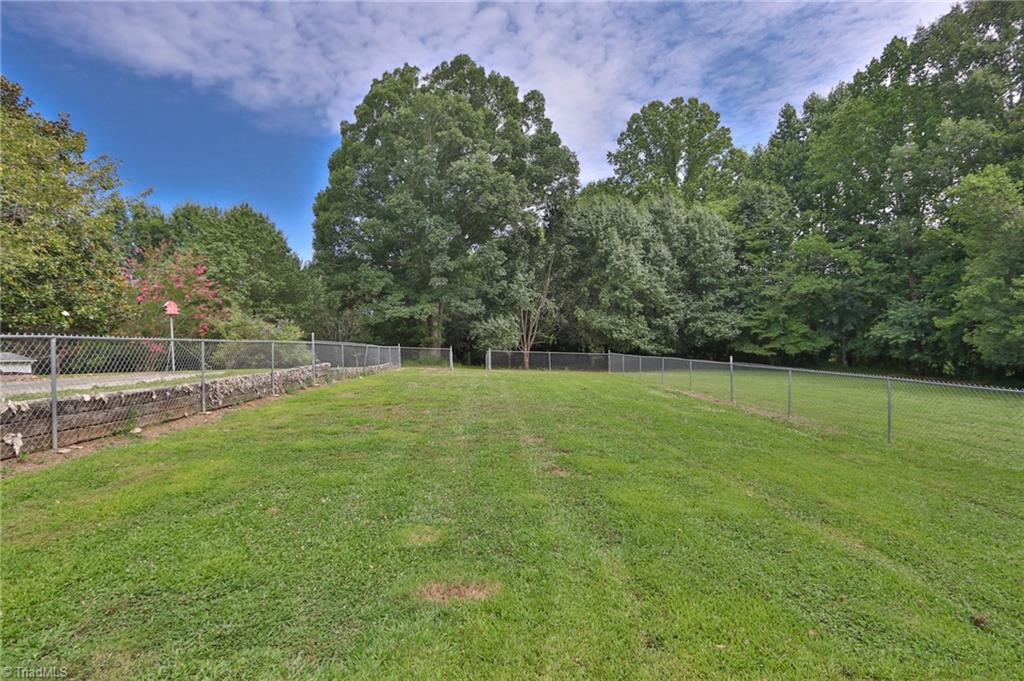 142 Hudson Street Elkin, NC 28621 - Photo 46 of 47 Gallery Image 46