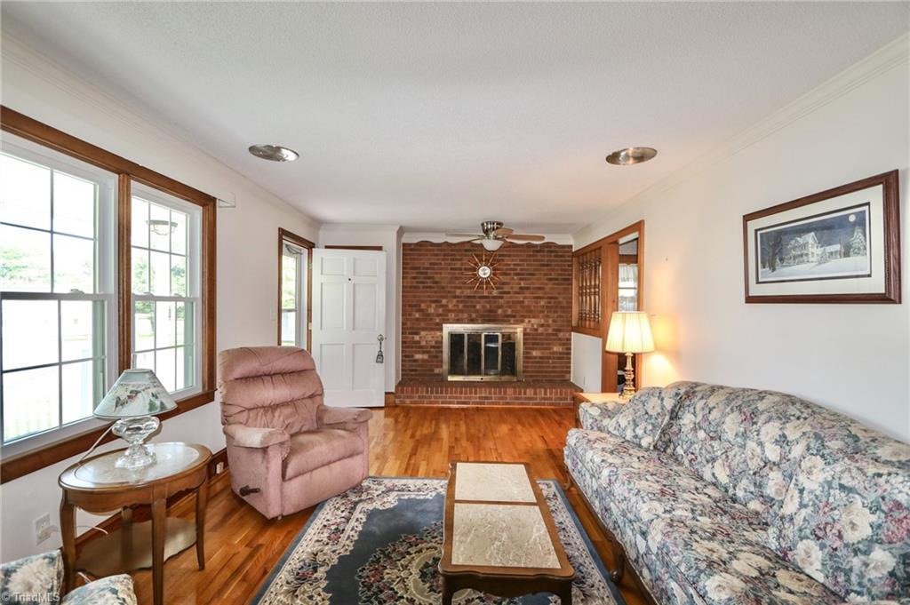 142 Hudson Street Elkin, NC 28621 - Photo 6 of 47 Gallery Image 6