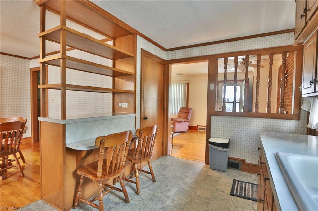 142 Hudson Street Elkin, NC 28621 - Photo 7 of 47 Gallery Image 7