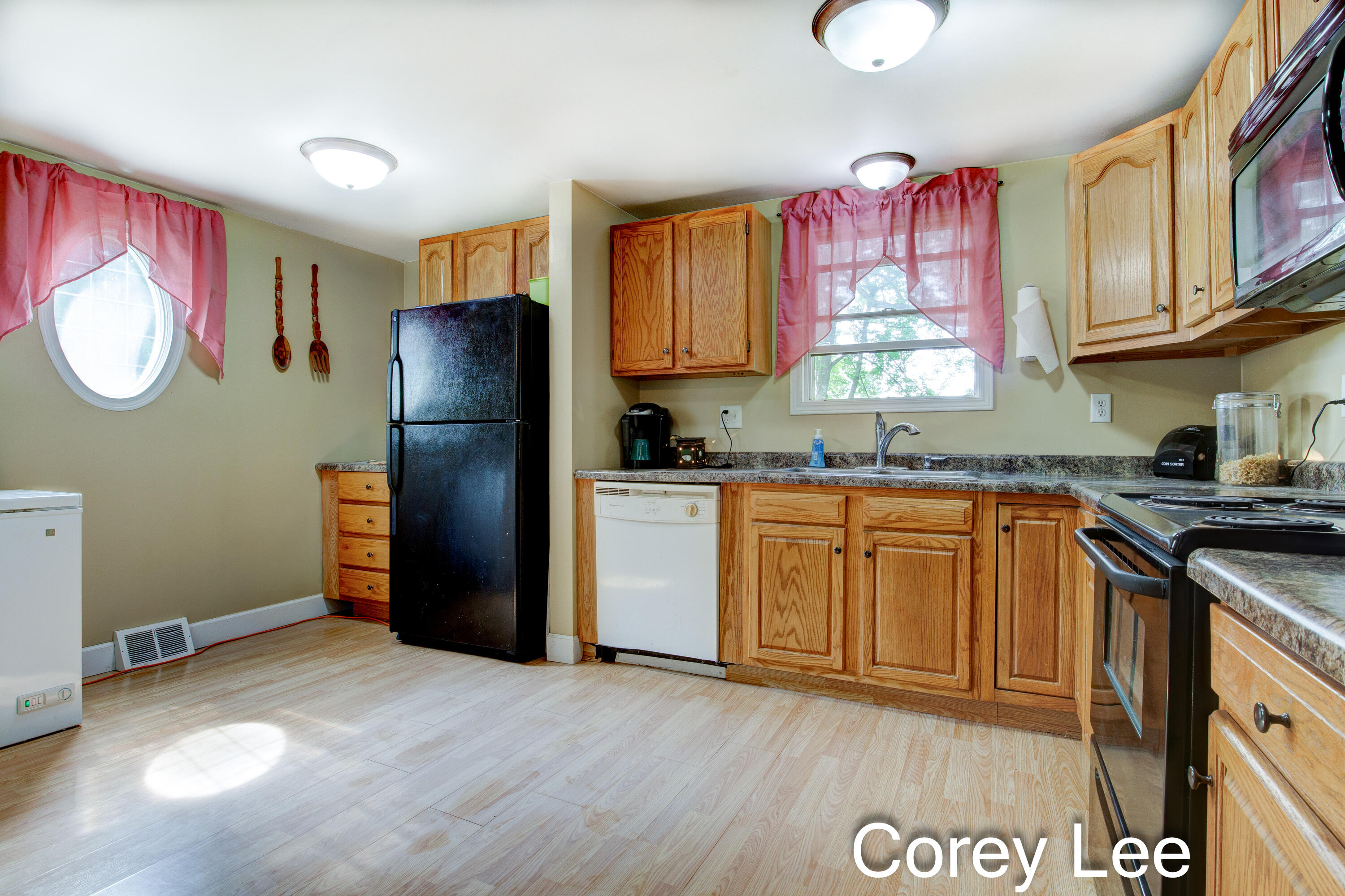 6096 Zahm Road Belding, MI 48809 - Photo 4 of 31 Final Interior-7
