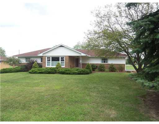 905 Wilhelm Road Hermitage, PA 16148 - Photo 1 of 5 Exterior Front.