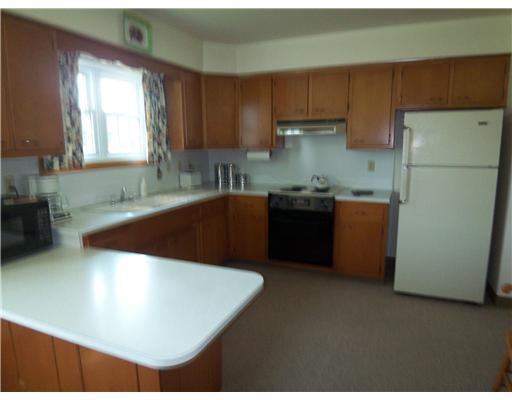 905 Wilhelm Road Hermitage, PA 16148 - Photo 3 of 5 Kitchen.