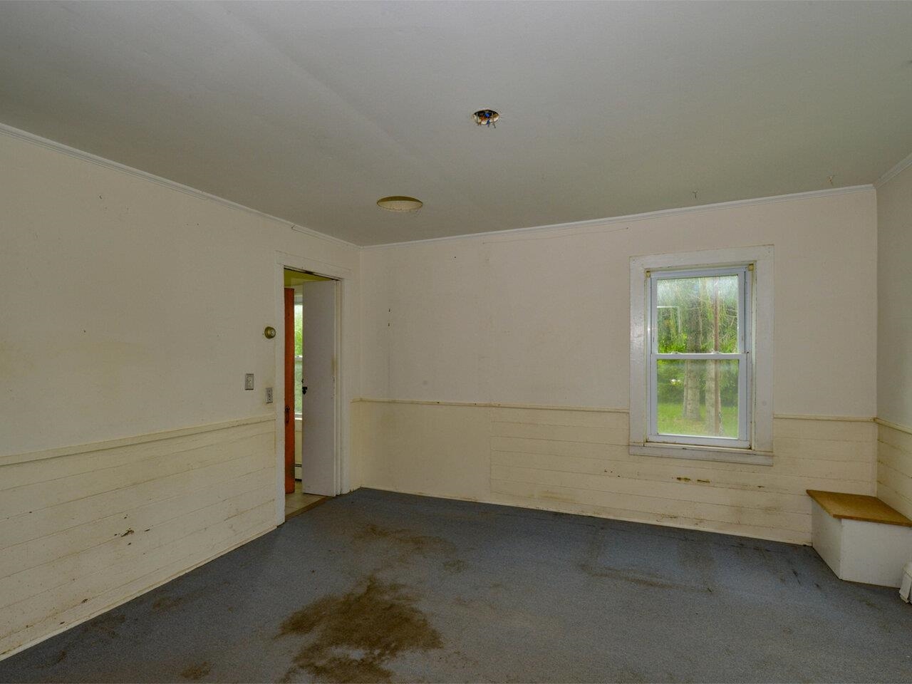 2957 Carter Hill Road Highgate, VT 05488 - Photo 7 of 34