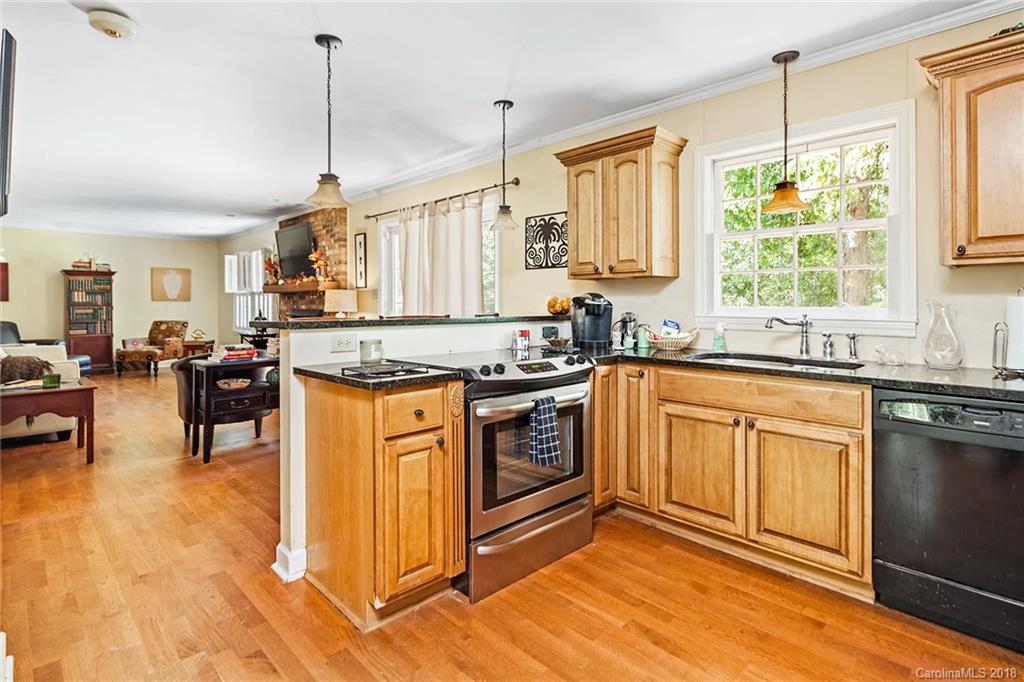 1121 Hawthorne Road Lancaster, SC 29720 - Photo 10 of 29 Gallery Image 10