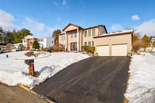 $925,000 | 8 Lynch Court, Garnerville, NY 10923