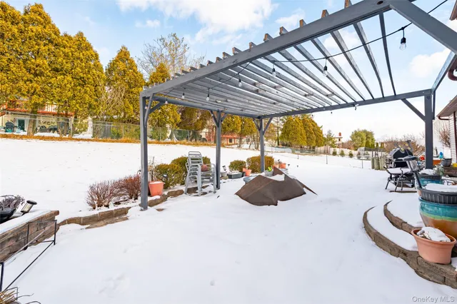 $925,000 | 8 Lynch Court, Garnerville, NY 10923