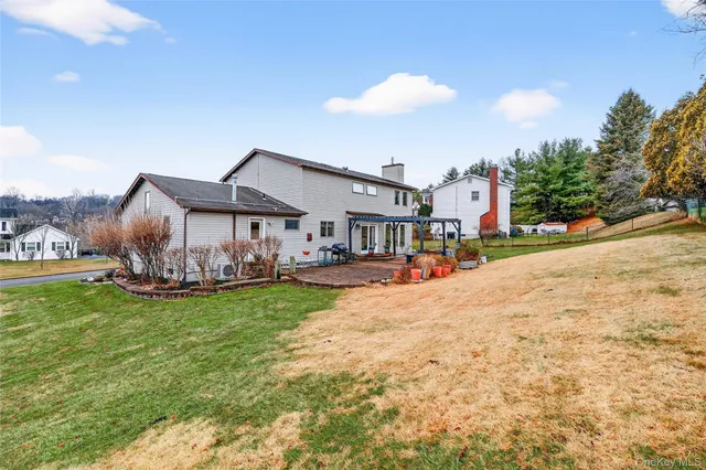 $925,000 | 8 Lynch Court, Garnerville, NY 10923