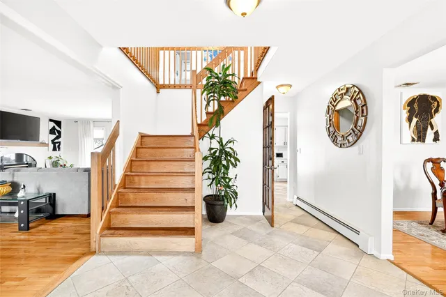 $925,000 | 8 Lynch Court, Garnerville, NY 10923