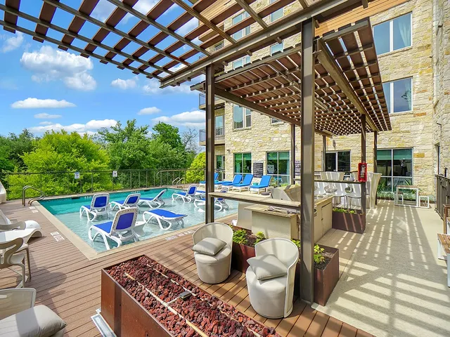 $1,650 | 1900 Barton Springs Road, Unit 4013A, Austin, TX 78704
