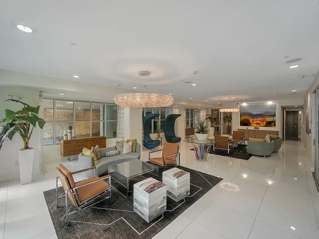 $1,650 | 1900 Barton Springs Road, Unit 4013A, Austin, TX 78704