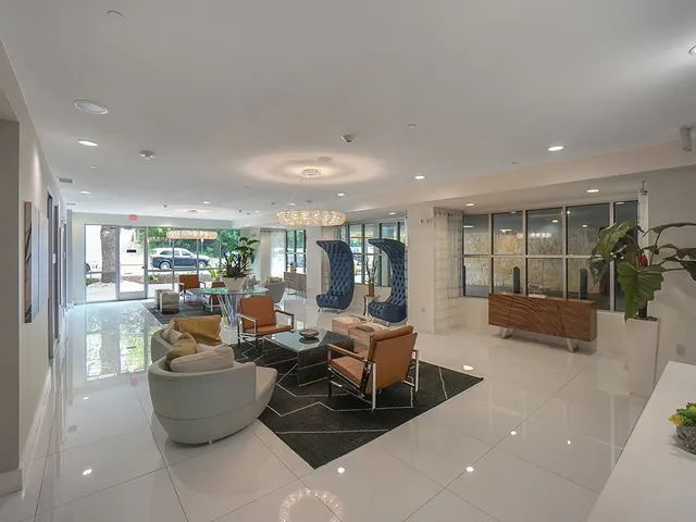 $1,650 | 1900 Barton Springs Road, Unit 4013A, Austin, TX 78704