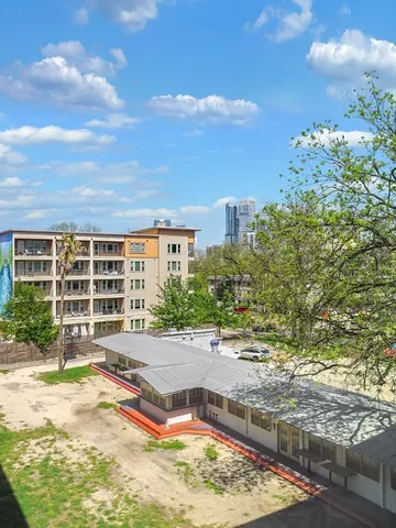 $1,650 | 1900 Barton Springs Road, Unit 4013A, Austin, TX 78704