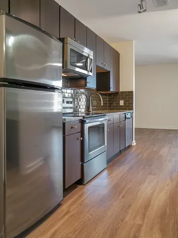 $1,650 | 1900 Barton Springs Road, Unit 4013A, Austin, TX 78704