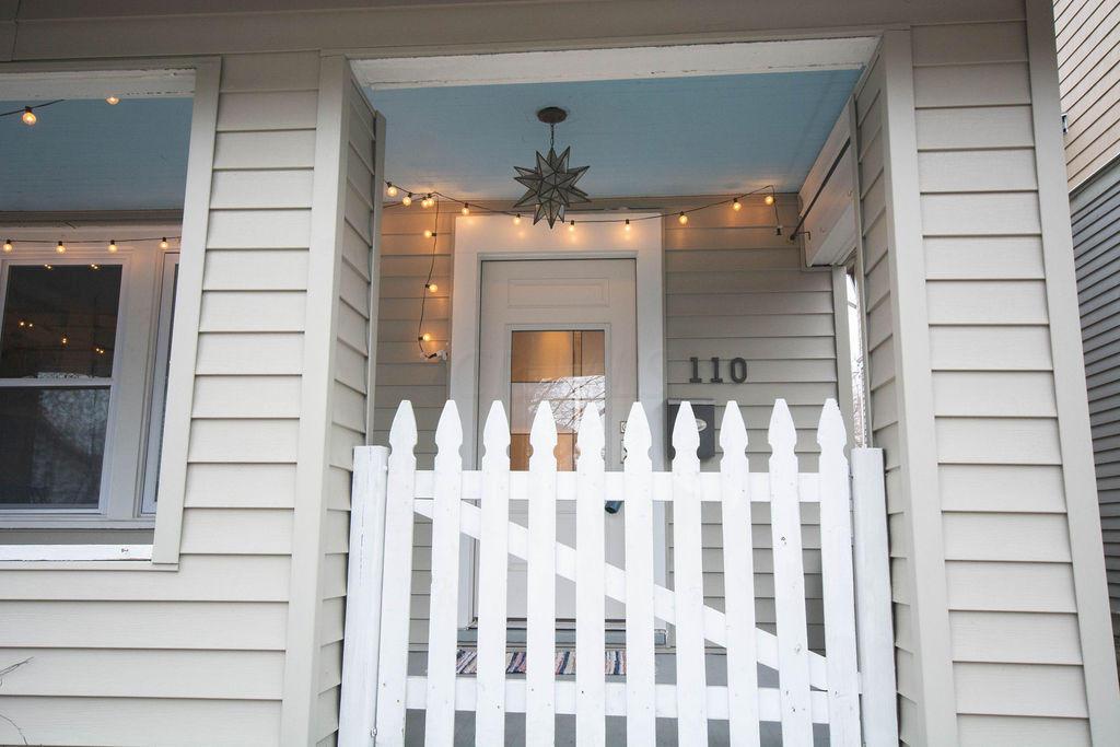 110 Tibet Road Columbus, OH 43202 - Photo 3 of 35