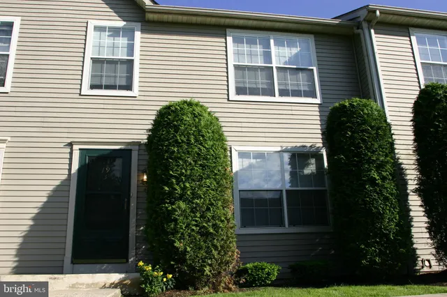 $1,800 | 19-3 Cranberry Ridge, Unit 193, Reading, PA 19606