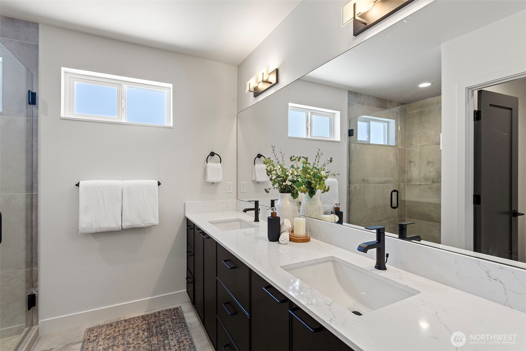 4430 Dayton Avenue North Seattle, WA 98103 - Photo 30 of 39