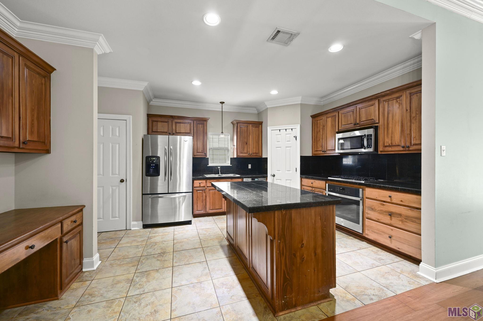 7022 Buttonbush Drive Baton Rouge, LA 70817 - Photo 13 of 32 Gallery Image 13