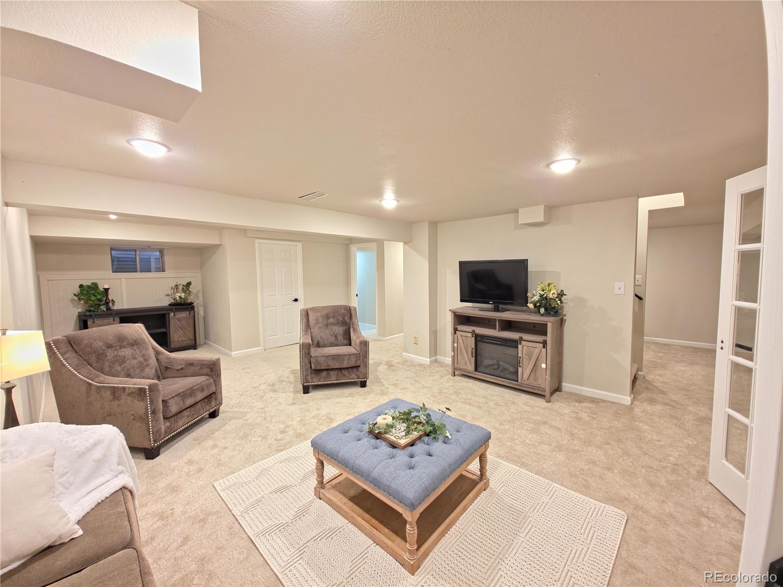 2105 Weatherstone Circle Highlands Ranch, CO 80126 - Photo 24 of 30