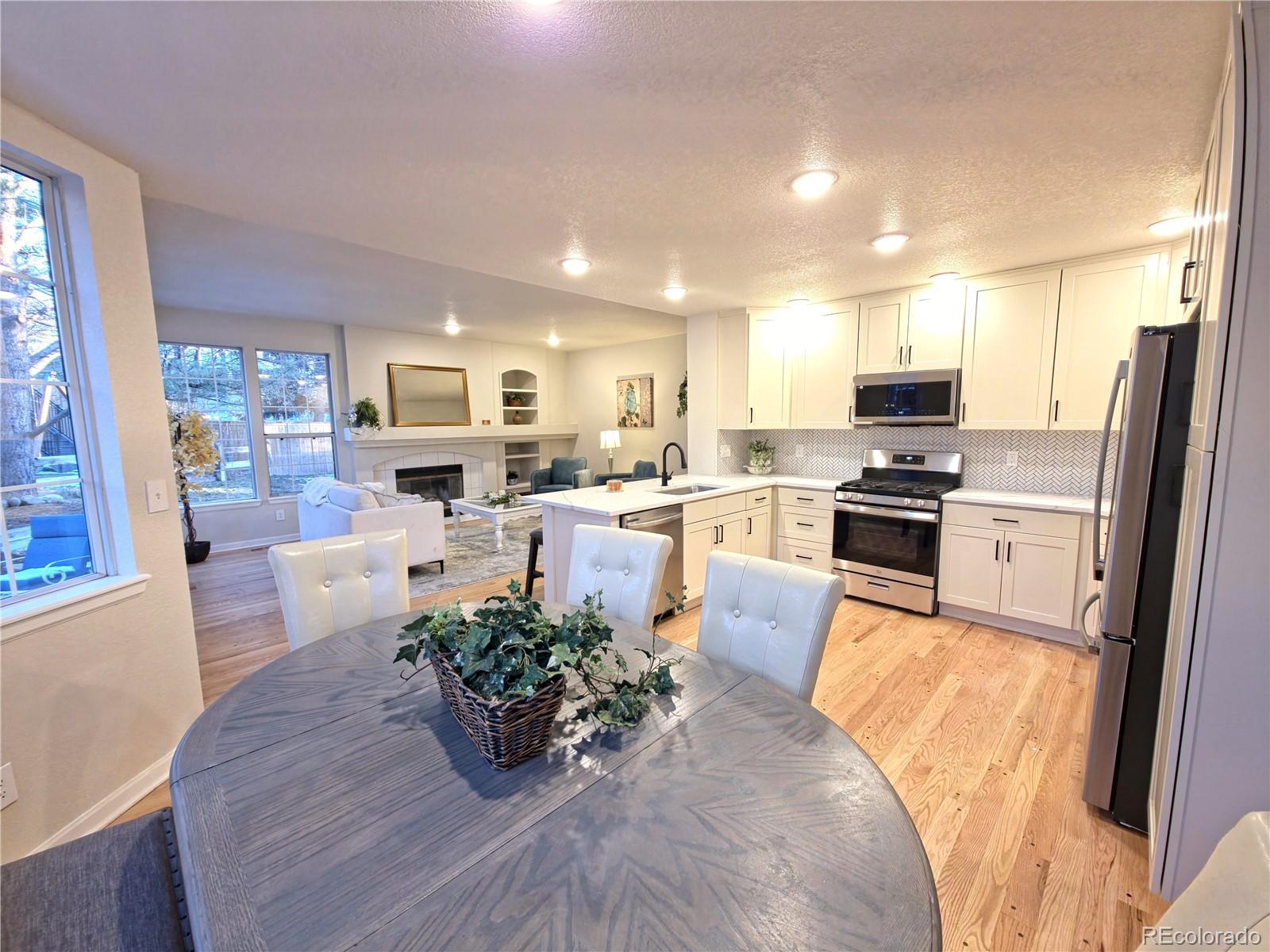 2105 Weatherstone Circle Highlands Ranch, CO 80126 - Photo 6 of 30