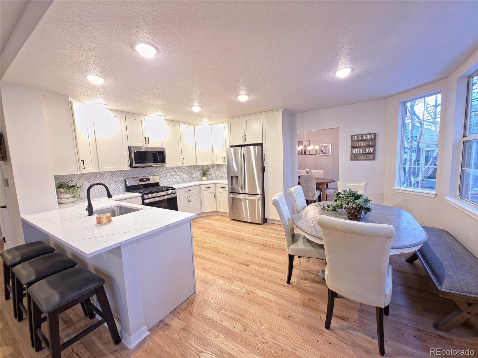 2105 Weatherstone Circle Highlands Ranch, CO 80126 - Photo 7 of 30