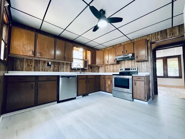 $162,500 | 126 2nd Street Southwest, Chisholm, MN 55719