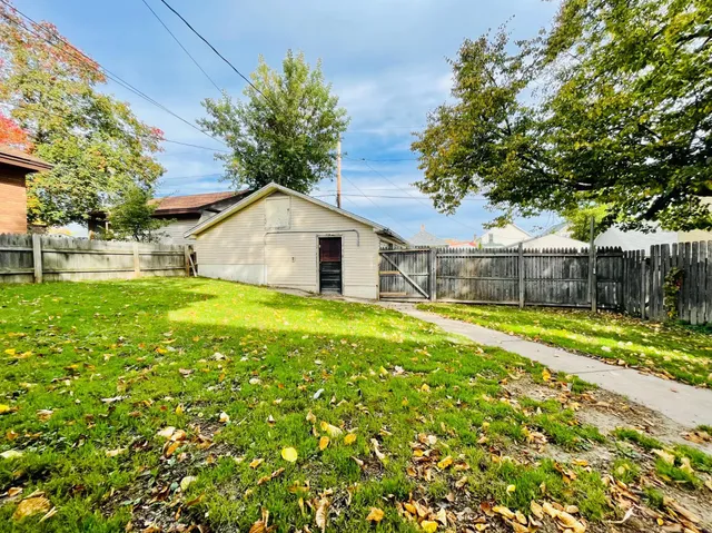 $162,500 | 126 2nd Street Southwest, Chisholm, MN 55719