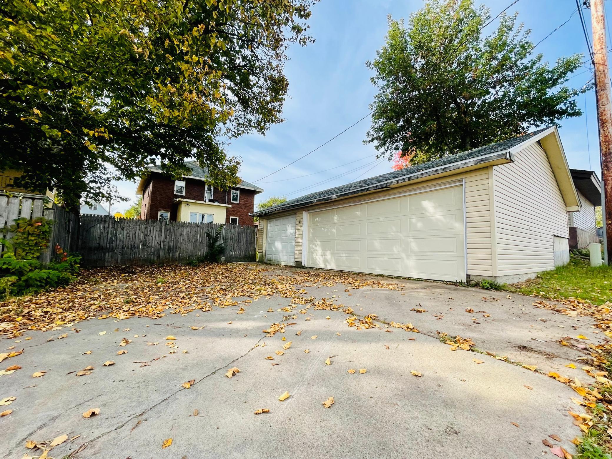 126 2nd Street Southwest Chisholm, MN 55719 - Photo 7 of 42