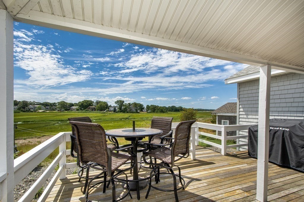 107 Glades Road Scituate, MA 02066 - Photo 13 of 34 Gallery Image 13