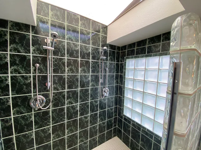 $1,100,000 | 5117 Lokene Street, Kapaa, HI 96746