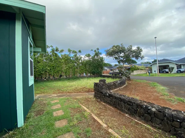 $1,100,000 | 5117 Lokene Street, Kapaa, HI 96746