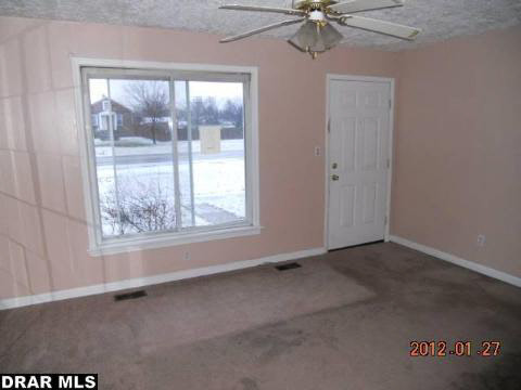 21312 Wick Road Taylor, MI 48180 - Photo 8 of 15 20025990-7.JPG