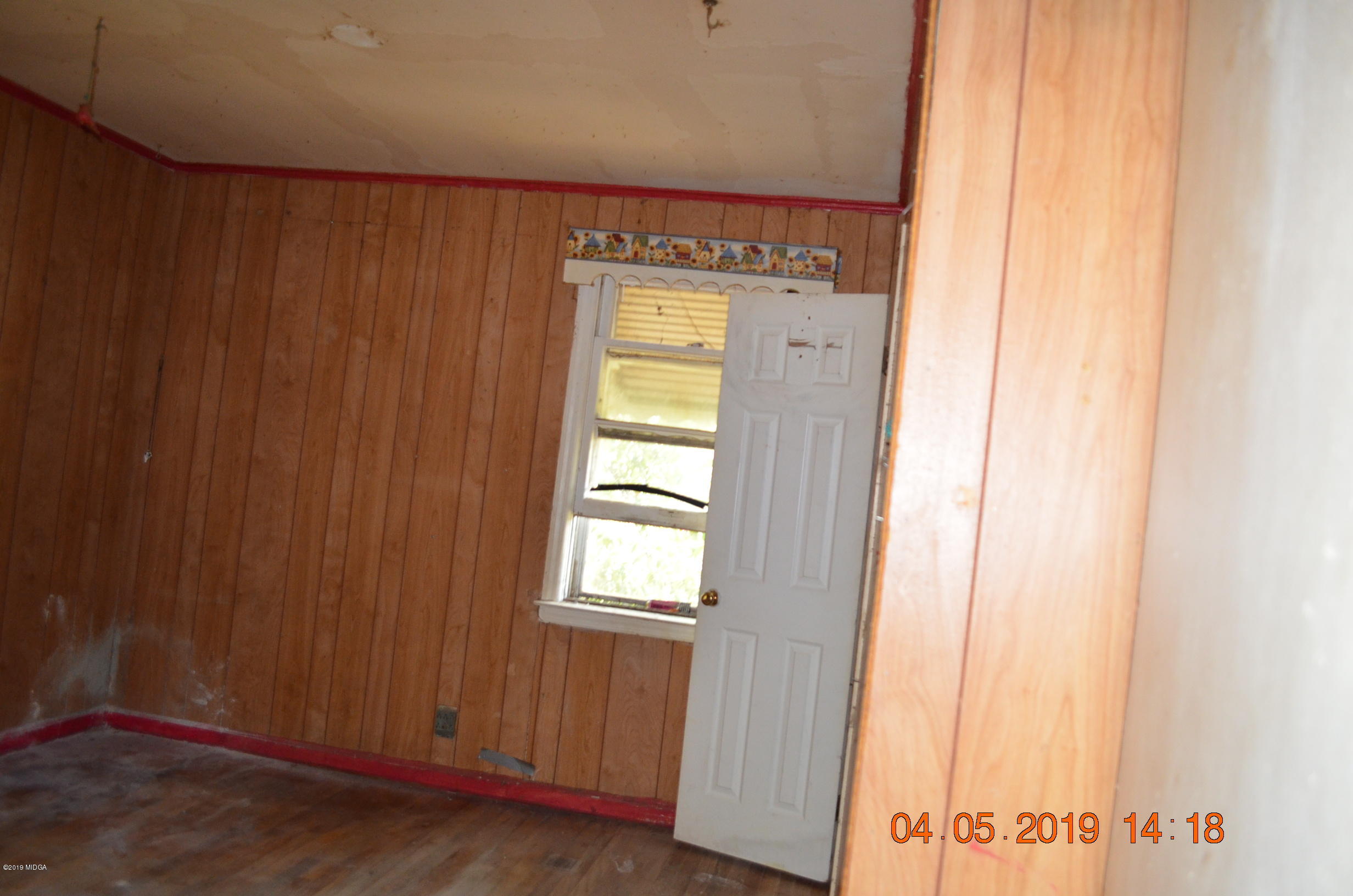 1974 Manson Road Macon, GA 31217 - Photo 7 of 15 a view of front door