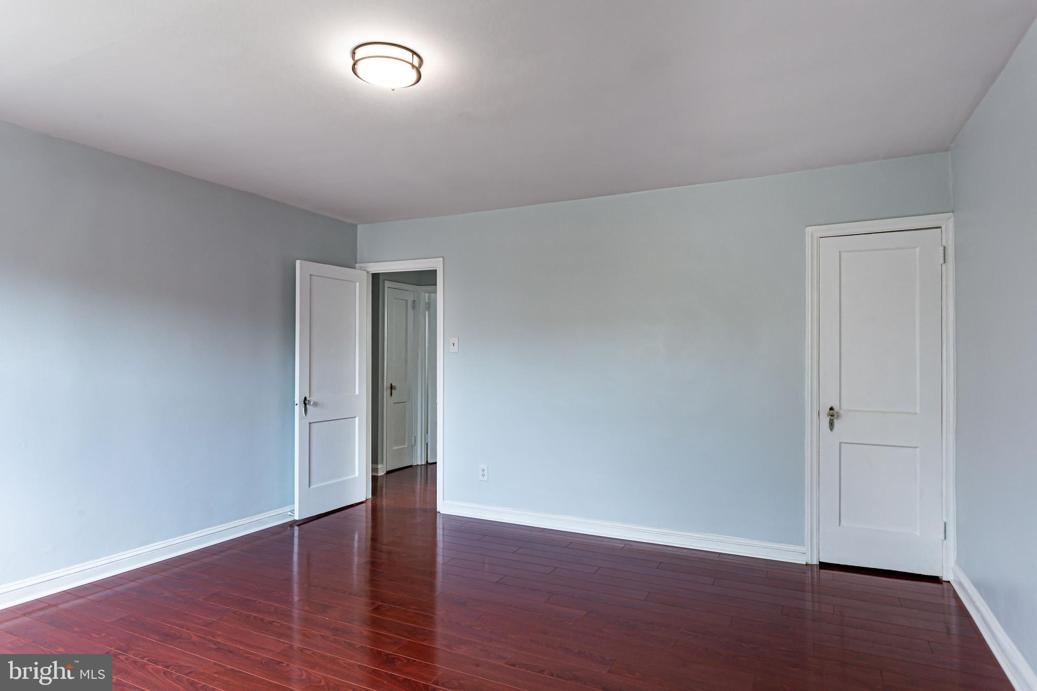 627 Andover Road Upper Darby, PA 19082 - Photo 18 of 32