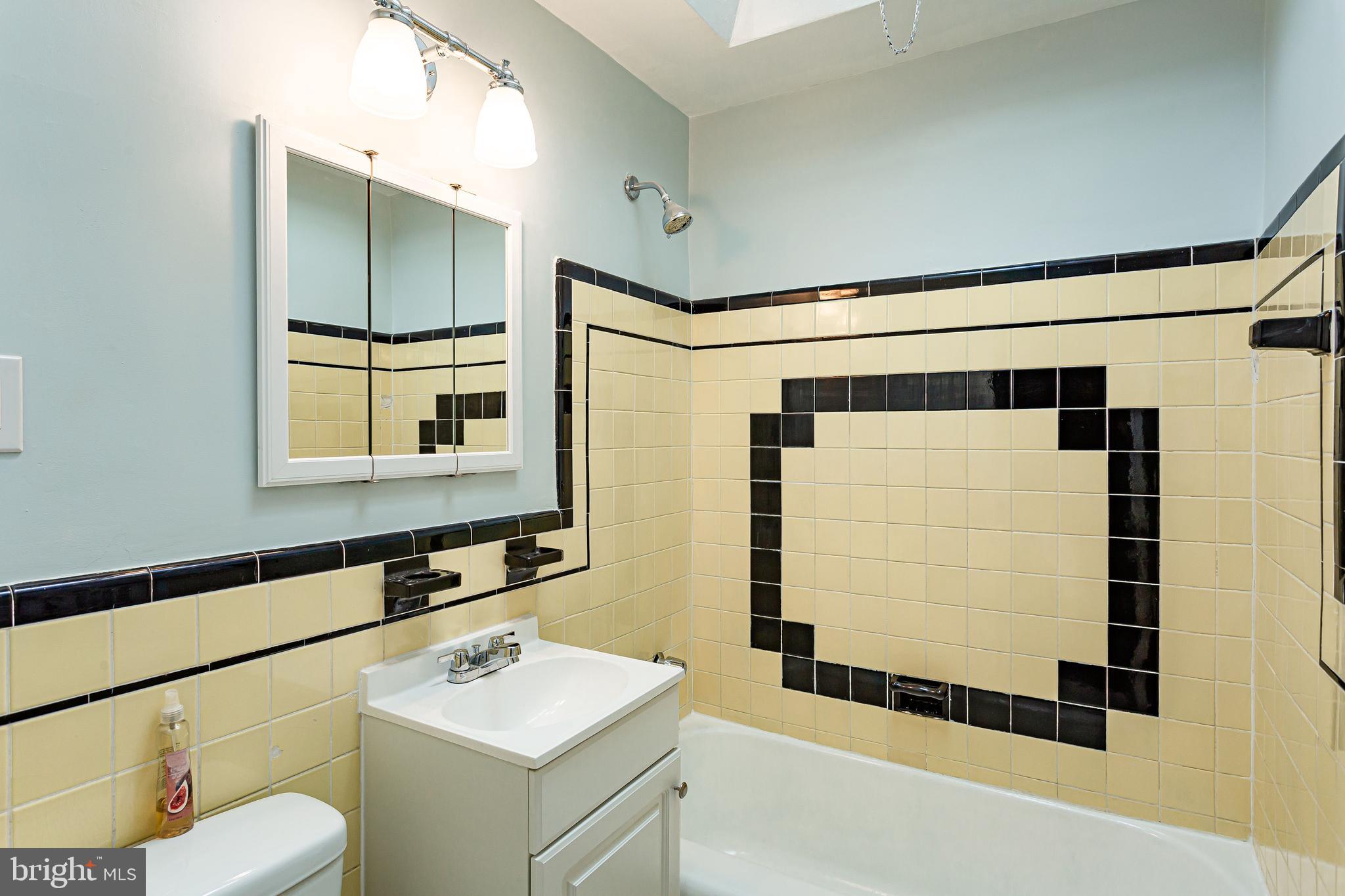 627 Andover Road Upper Darby, PA 19082 - Photo 20 of 32