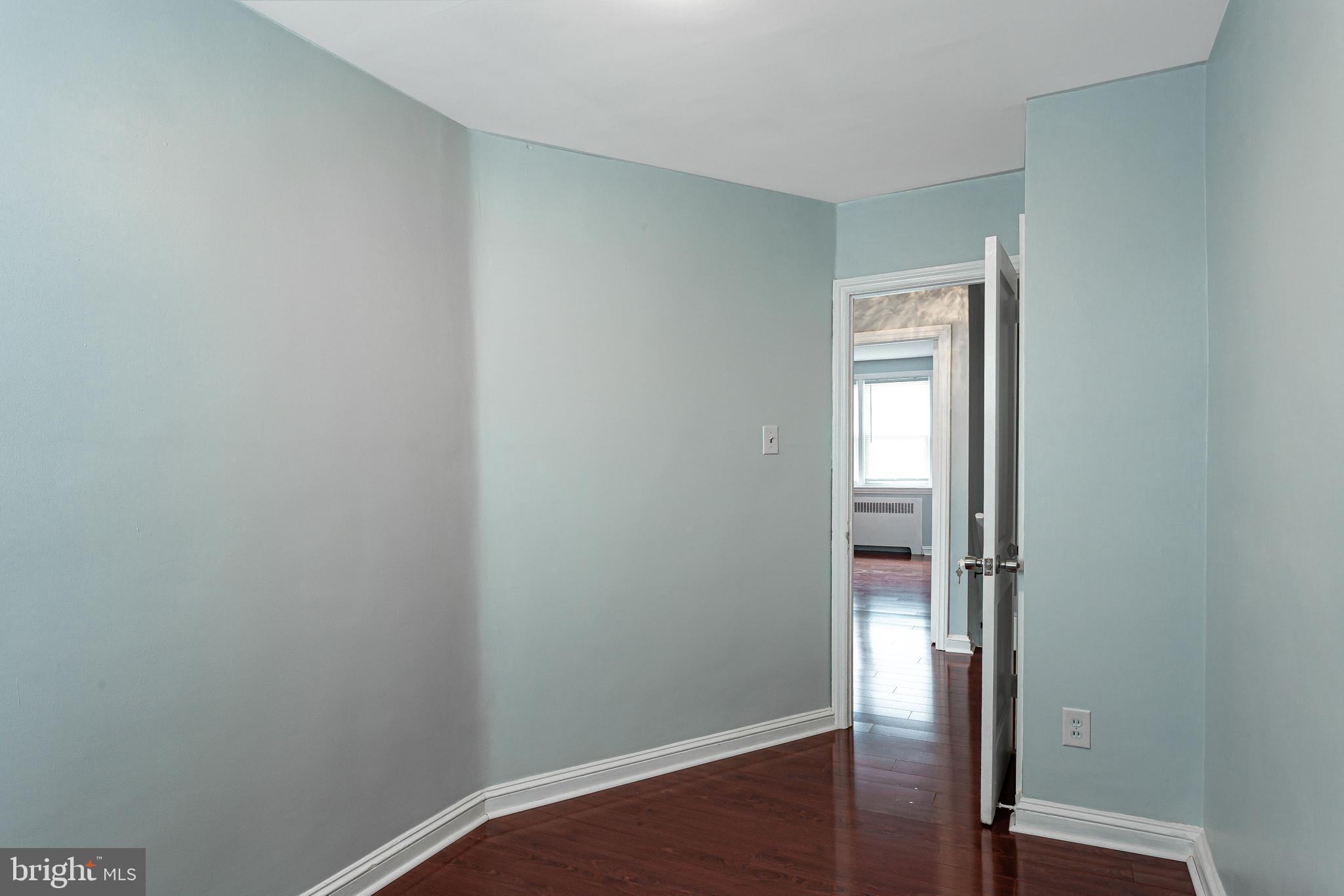 627 Andover Road Upper Darby, PA 19082 - Photo 25 of 32
