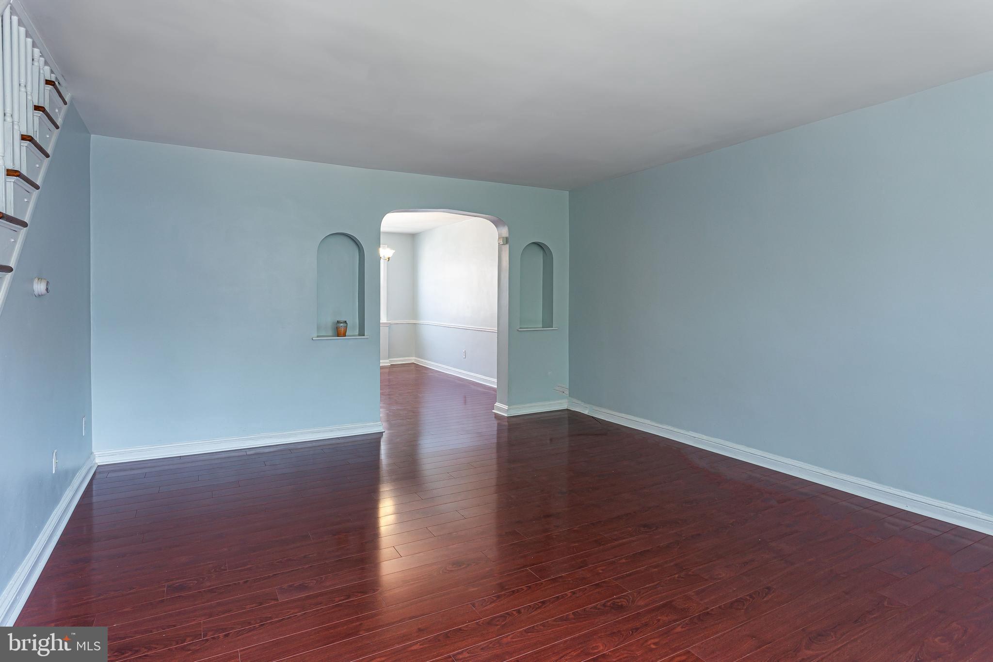 627 Andover Road Upper Darby, PA 19082 - Photo 7 of 32