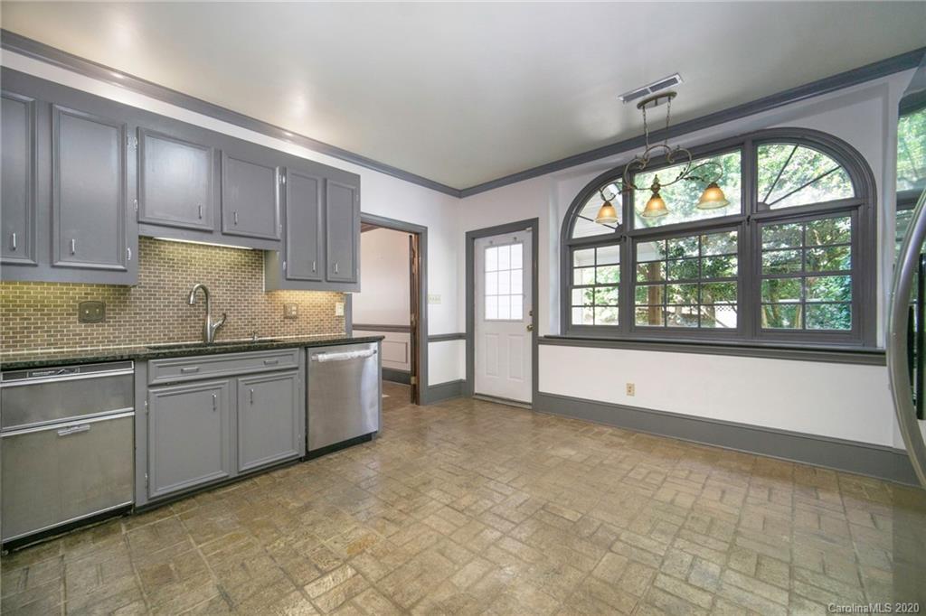 9124 Providence Road South Waxhaw, NC 28173 - Photo 11 of 48