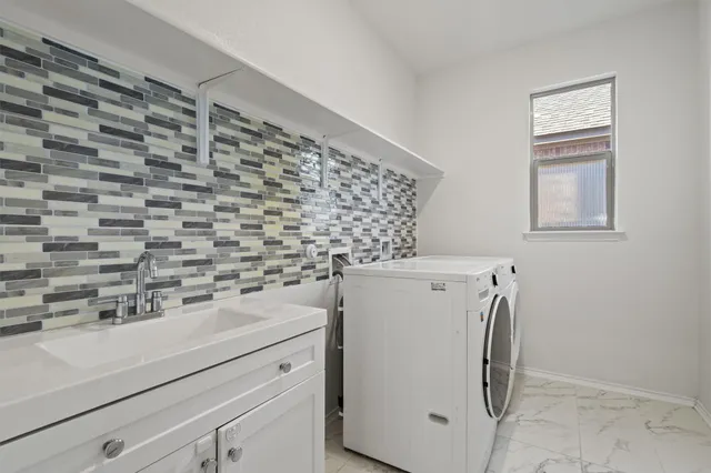 $2,550 | 1901 Bogata Lane, Leander, TX 78641