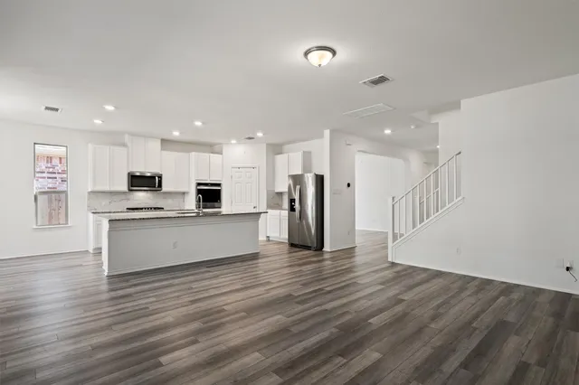 $2,550 | 1901 Bogata Lane, Leander, TX 78641