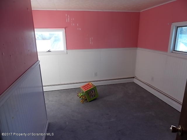 451 Green Grove Road Scott Township, PA 18447 - Photo 13 of 22 Gallery Image 13