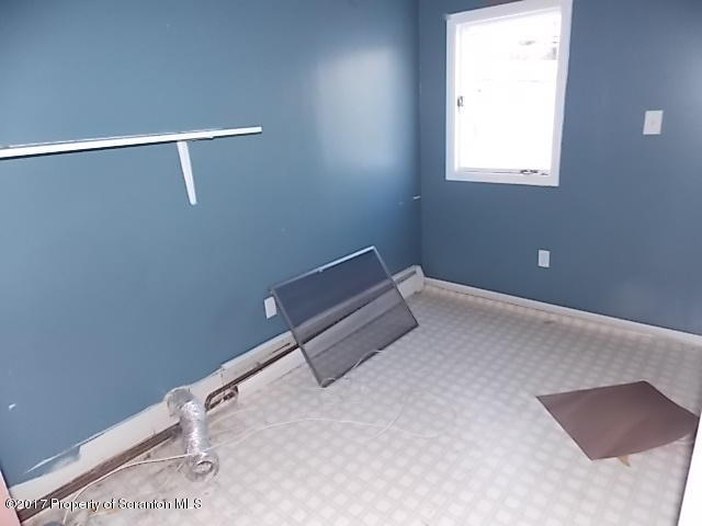 451 Green Grove Road Scott Township, PA 18447 - Photo 18 of 22 Gallery Image 18