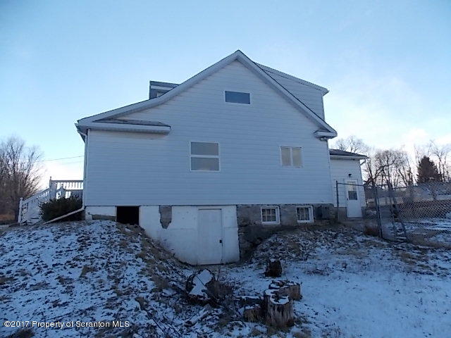 451 Green Grove Road Scott Township, PA 18447 - Photo 3 of 22 Gallery Image 3