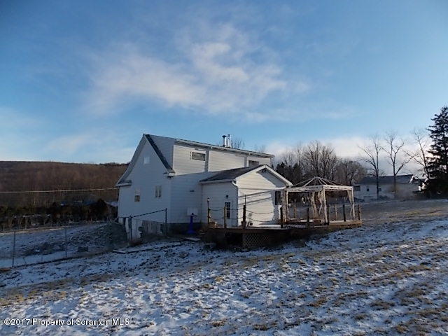451 Green Grove Road Scott Township, PA 18447 - Photo 4 of 22 Gallery Image 4