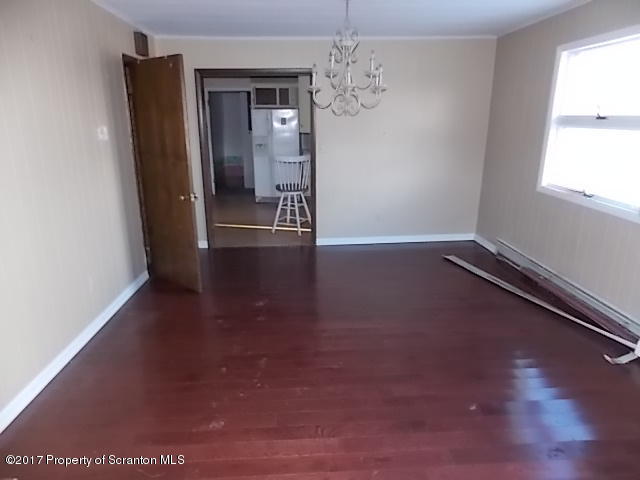 451 Green Grove Road Scott Township, PA 18447 - Photo 8 of 22 Gallery Image 8