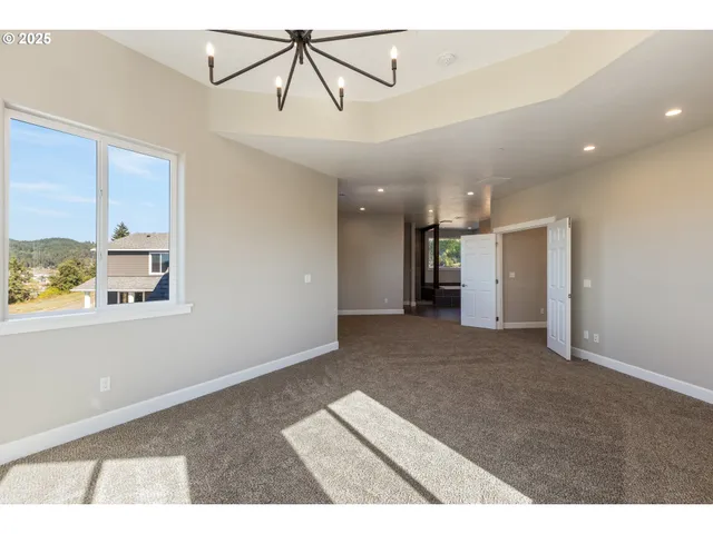 $550,000 | 662 Brooks Loop, Sutherlin, OR 97479